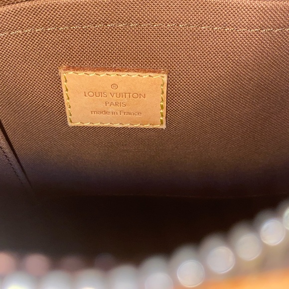 Traded - Picture 10 of 12